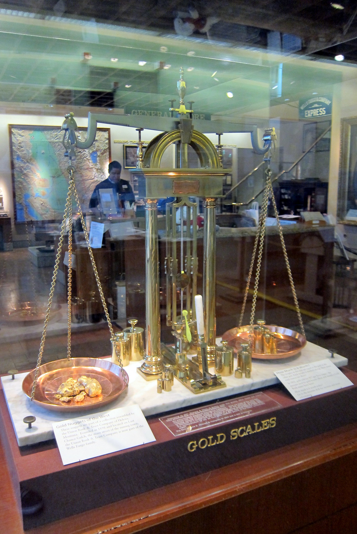 6952699501_065d7d7ace_k